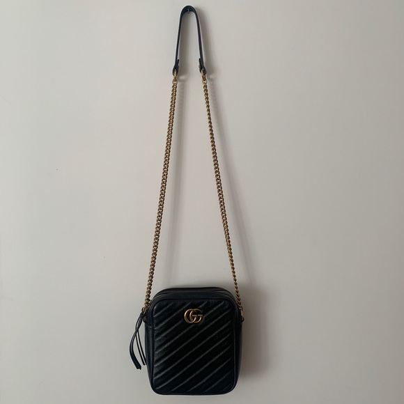 Gucci Matassè Tall Crossbody Bag Black w/ Chain - Picture 2 of 8